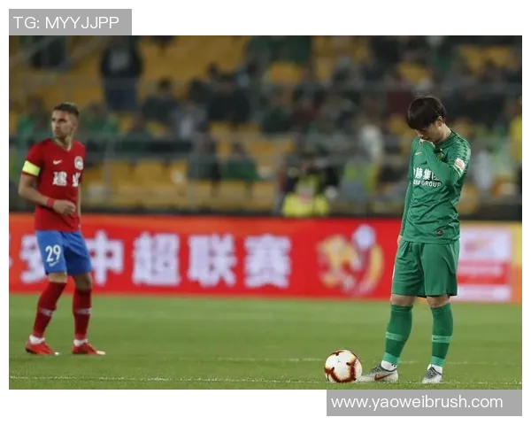 全北现代与国安激战正酣比分揭晓精彩瞬间回顾与分析